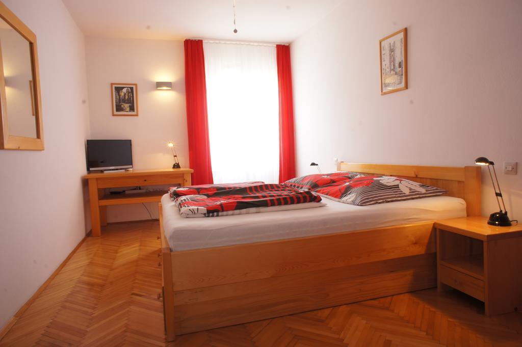 Apartments Segedin Zrnovo Экстерьер фото